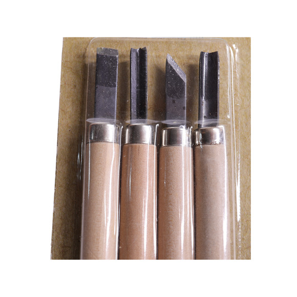 Crafters Square 4 Piece Wood Carving Set On Card - 5.25" Long - Picture 2 of 3